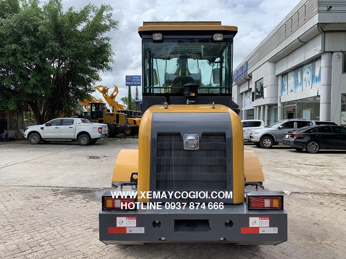 máy xúc lật gầu 1.4 m3