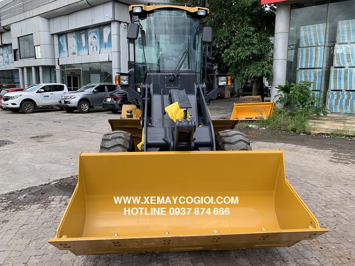 máy xúc lật gầu 1.4 m3