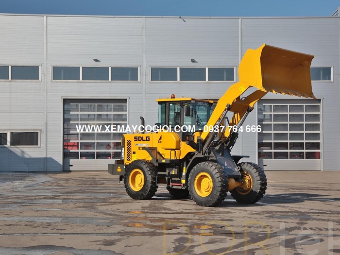 máy xúc lật gầu 1.8 - 2.5 m3