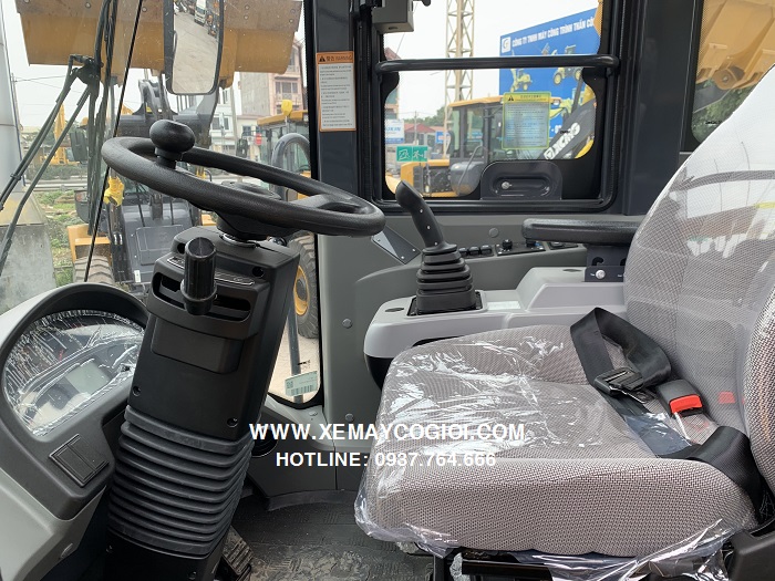 máy xúc lật xcmg lw500fn