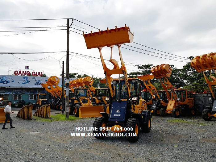 may-xuc-lat-hj928c-gau-0-8-m3