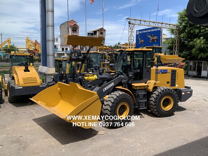 máy xúc lật trung quốc