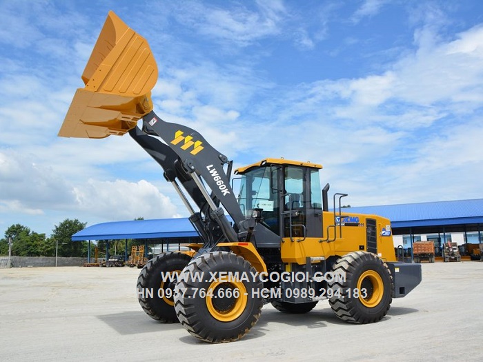 huong-dan-chon-mua-may-xuc-lat-phu-hop-voi-cong-viec