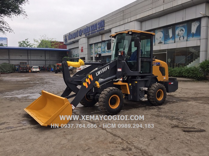 bao-gia-may-xuc-lat-xcmg-lw156fv-gau-0-9-m3