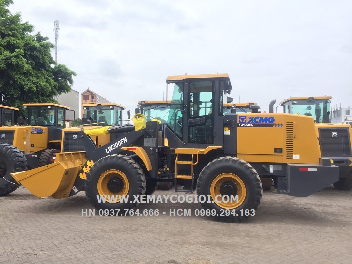 bang-gia-may-xuc-lat-xcmg-lw300fn-gau-1-8-m3