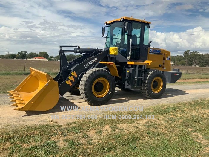 bang-gia-may-xuc-lat-xcmg-lw300kn-gau-2-2-m3