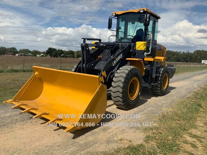 bang-gia-may-xuc-lat-xcmg-lw300kn-gau-2-2-m3