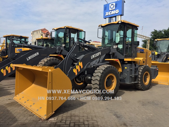 mua-ban-may-xuc-lat-o-quang-nam-va-quang-ngai