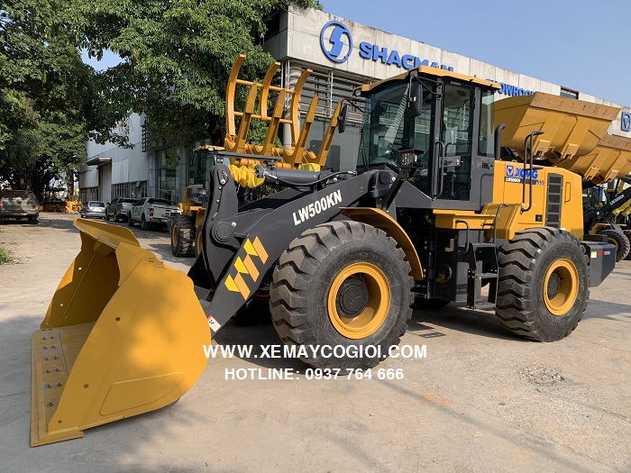 máy xúc lật gầu 3.5 m3