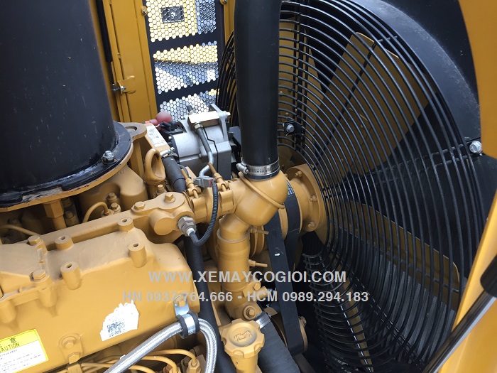 may-xuc-lat-gap-go-xcmg-lw500kn