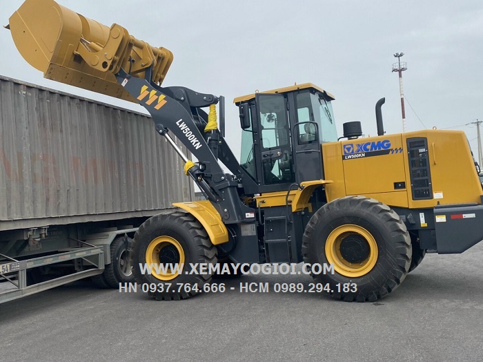 mua-ban-may-xuc-lat-o-binh-dinh-va-phu-yen