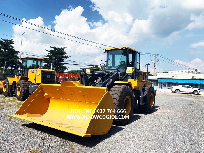 mua-ban-may-xuc-lat-o-thua-thien-hue