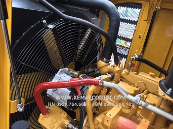 li-do-su-dung-may-xuc-lat-xcmg-lw500fn-cho-tram-tron-be-tong