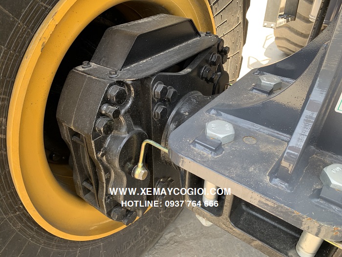máy xúc lật gầu 4.5 m3 lw600kn