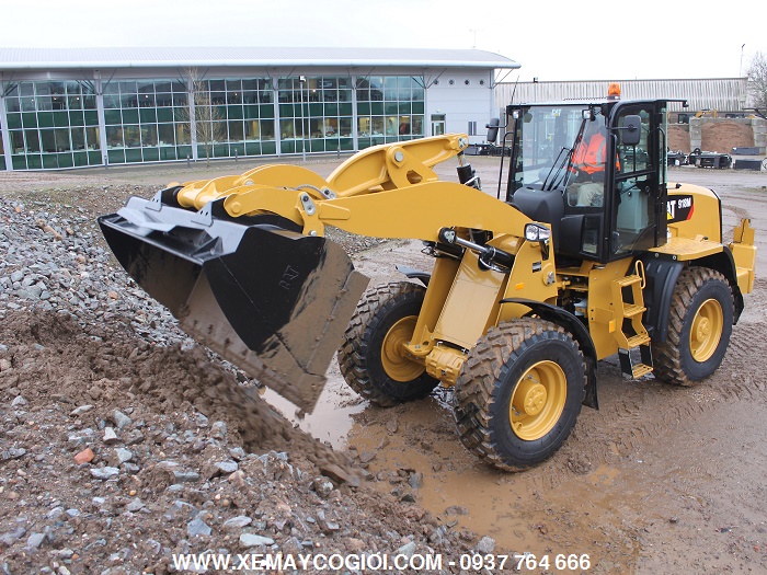 mua bán máy xúc lật ở đà nẵng