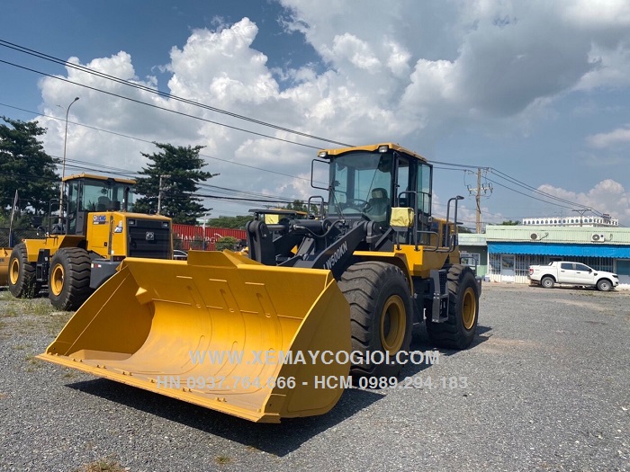 mua-ban-may-xuc-lat-o-gia-lai-va-kon-tum