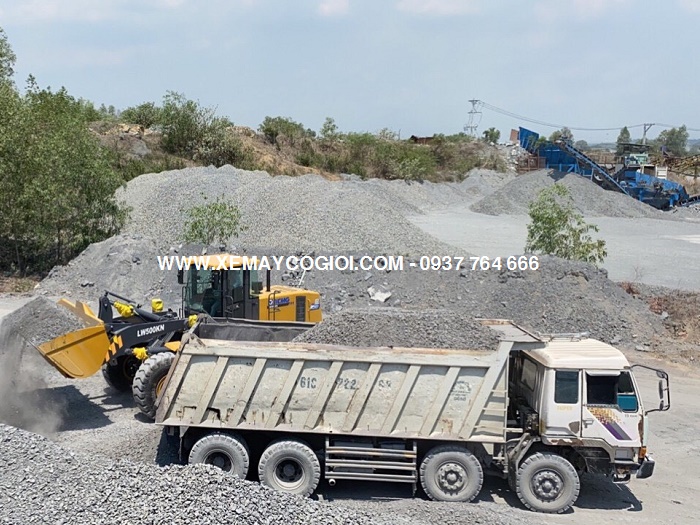 mua bán máy xúc lật ở hà nội