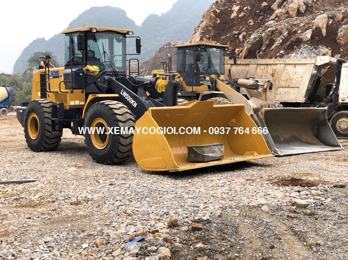 mua bán máy xúc lật ở lao cai và yên bái