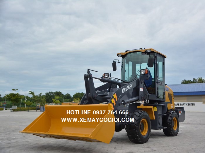 mua-ban-may-xuc-lat-o-lao-cai-va-yen-bai