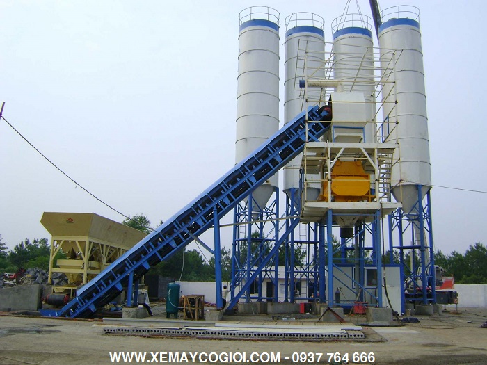 lựa chọn máy xúc lật