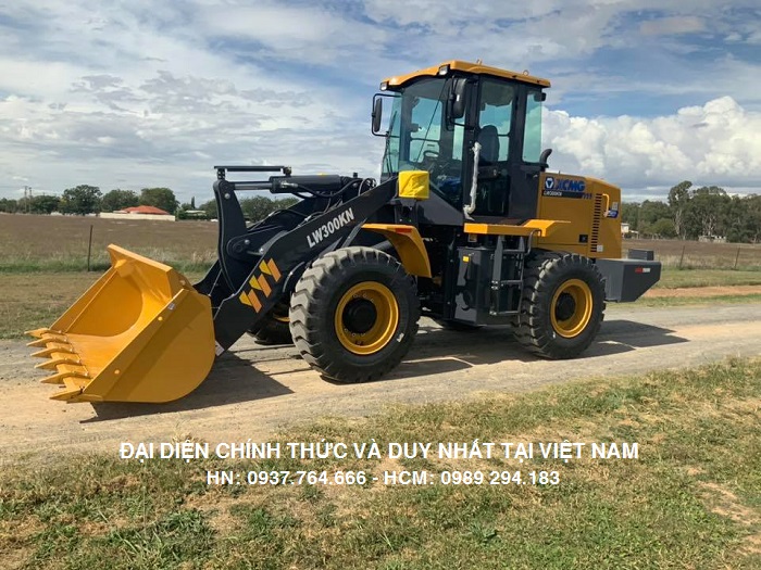 máy xúc lật gầu 2.2 m3