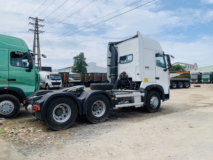 xe-dau-keo-howo-420-cau-lap