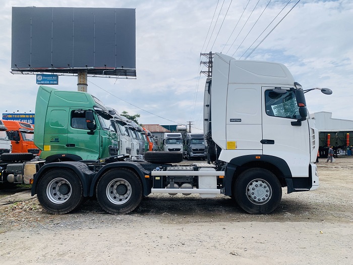 xe-dau-keo-howo-420-cau-lap