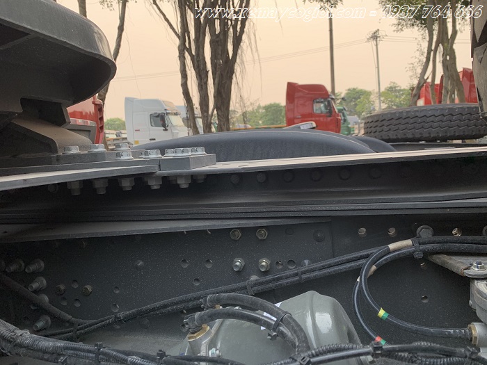 xe-dau-keo-sitrak-t7h-440-cau-dau