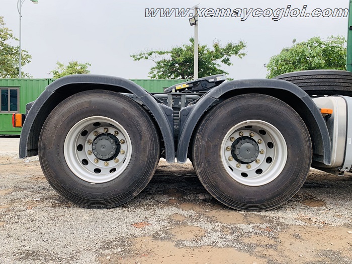 gia-xe-dau-keo-sitrak-440-cau-lap