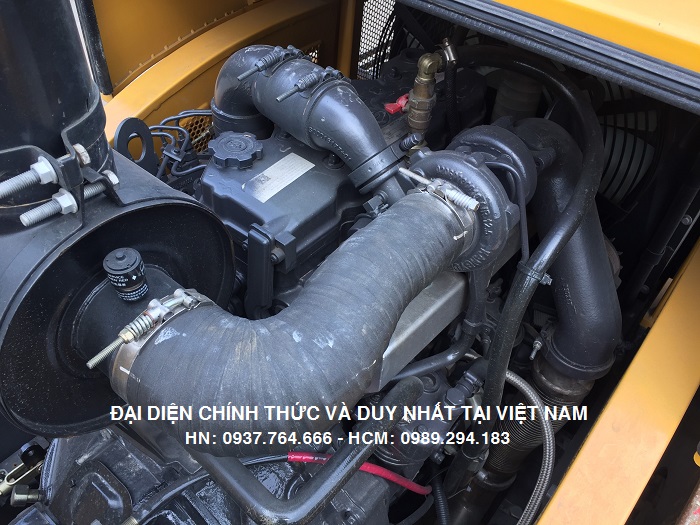 xe-lu-tinh-banh-thep-xcmg-3y153j