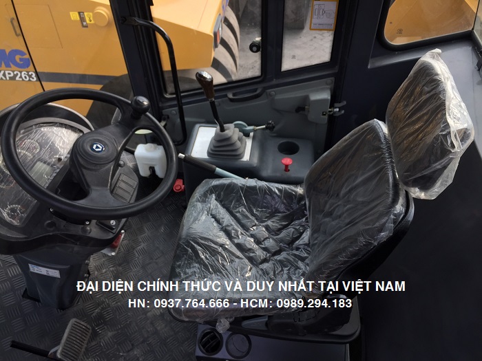 xe-lu-tinh-banh-thep-xcmg-3y153j