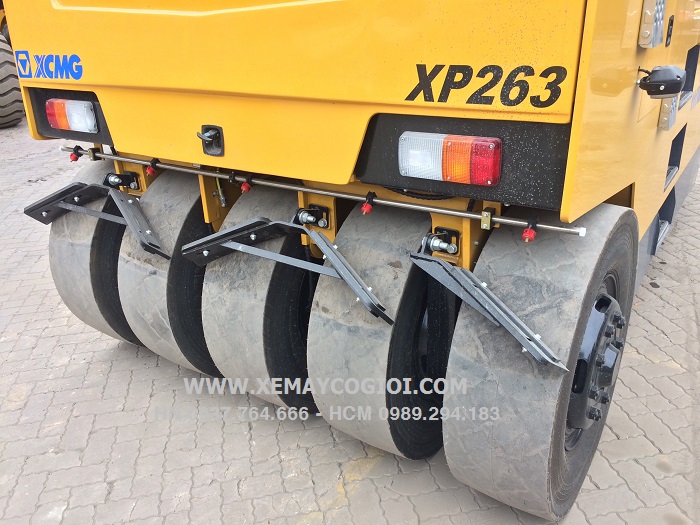 bang-gia-xe-lu-banh-lop-xcmg-xp263-tu-trong-26-3-tan