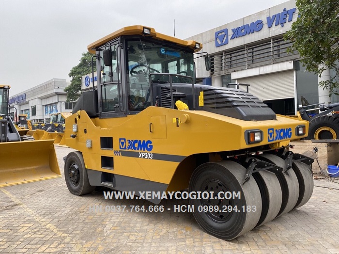 san-pham-xe-lu-banh-lop-xcmg