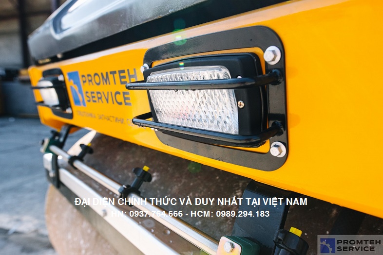 xe-lu-rung-hai-banh-thep-xcmg-xmr303