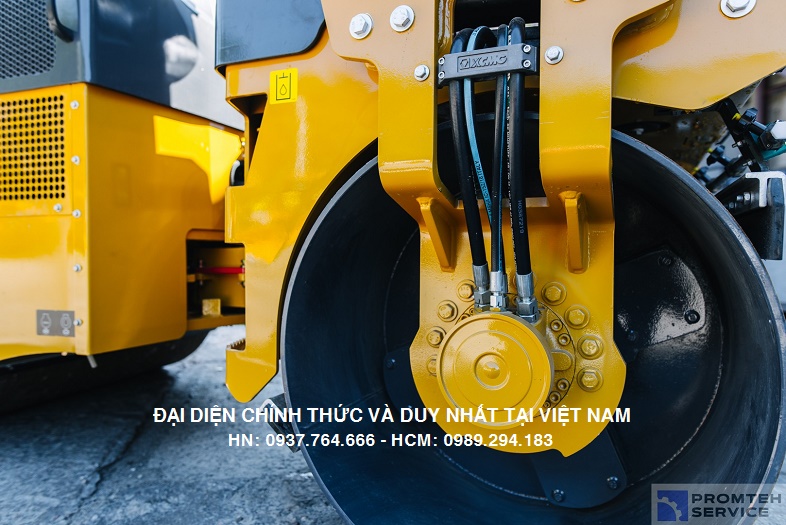 xe-lu-rung-hai-banh-thep-xcmg-xmr303