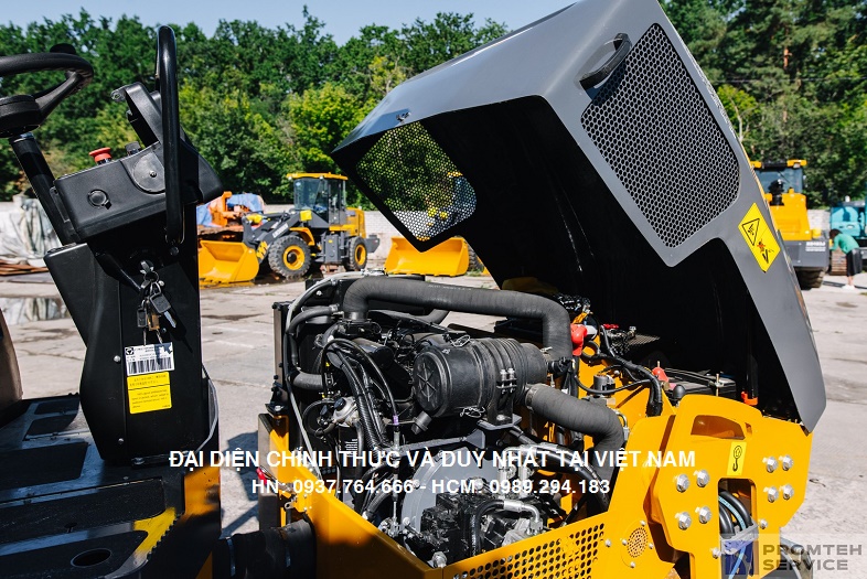 xe-lu-rung-hai-banh-thep-xcmg-xmr303