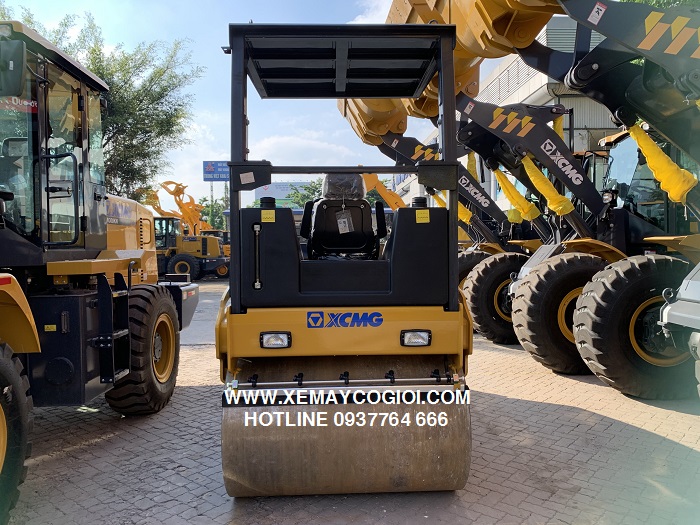 xe lu rung dẫn hướng hai bánh thép xcmg xmr603