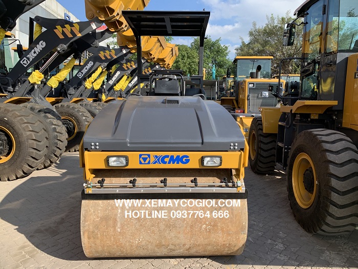 xe lu rung dẫn hướng hai bánh thép xcmg xmr603