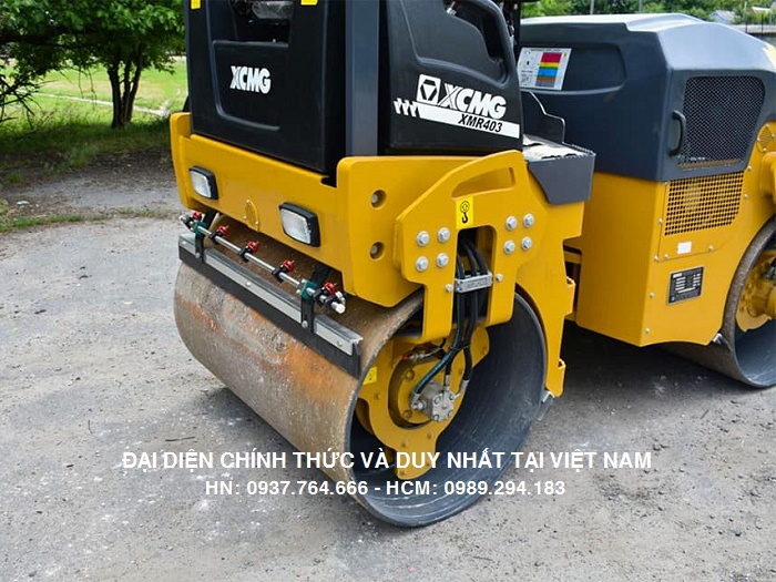 xe-lu-rung-hai-banh-thep-xcmg-xmr403