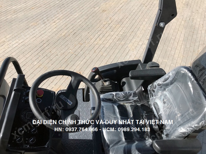 xe-lu-rung-hai-banh-thep-xcmg-xmr403