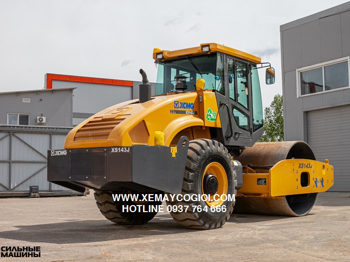 xe lu rung trung quốc xcmg xs143j 14 tấn