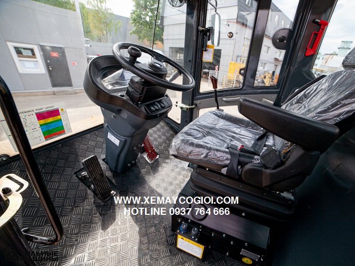 xe lu rung trung quốc xcmg xs143j 14 tấn