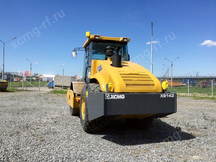 xe-lu-rung-xcmg-xs143-tu-trong-14-tan