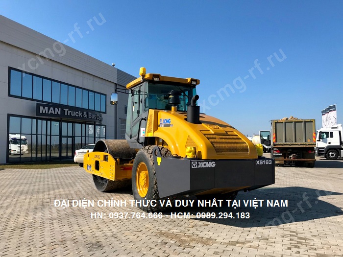 xe-lu-rung-banh-thep-xcmg-xs163