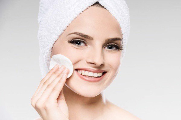 Top 7 mỹ phẩm dành cho da dầu mụn hiệu quả từ lần đầu tiên Top 7 mỹ phẩm dành cho da dầu mụn hiệu quả từ lần đầu tiên