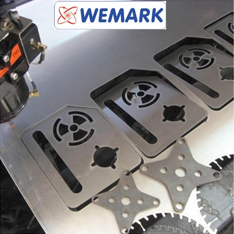 cắt linh kiện điện tử bằng máy fiber laser