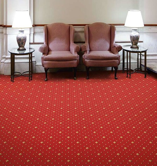 cắt thảm lót sàn phòng khách