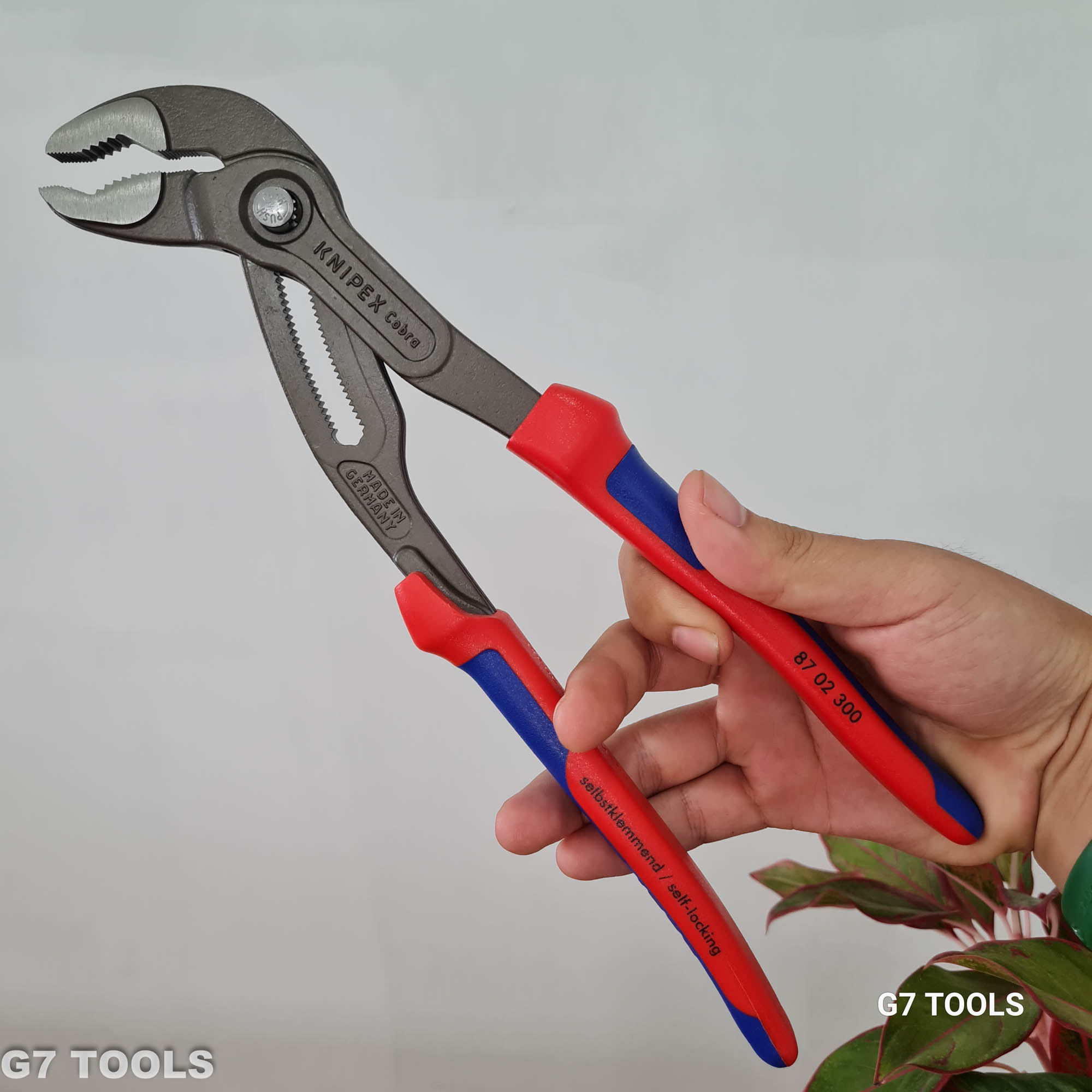 Kìm Nước Mỏ Quạ Knipex Cobra® 87 02 300