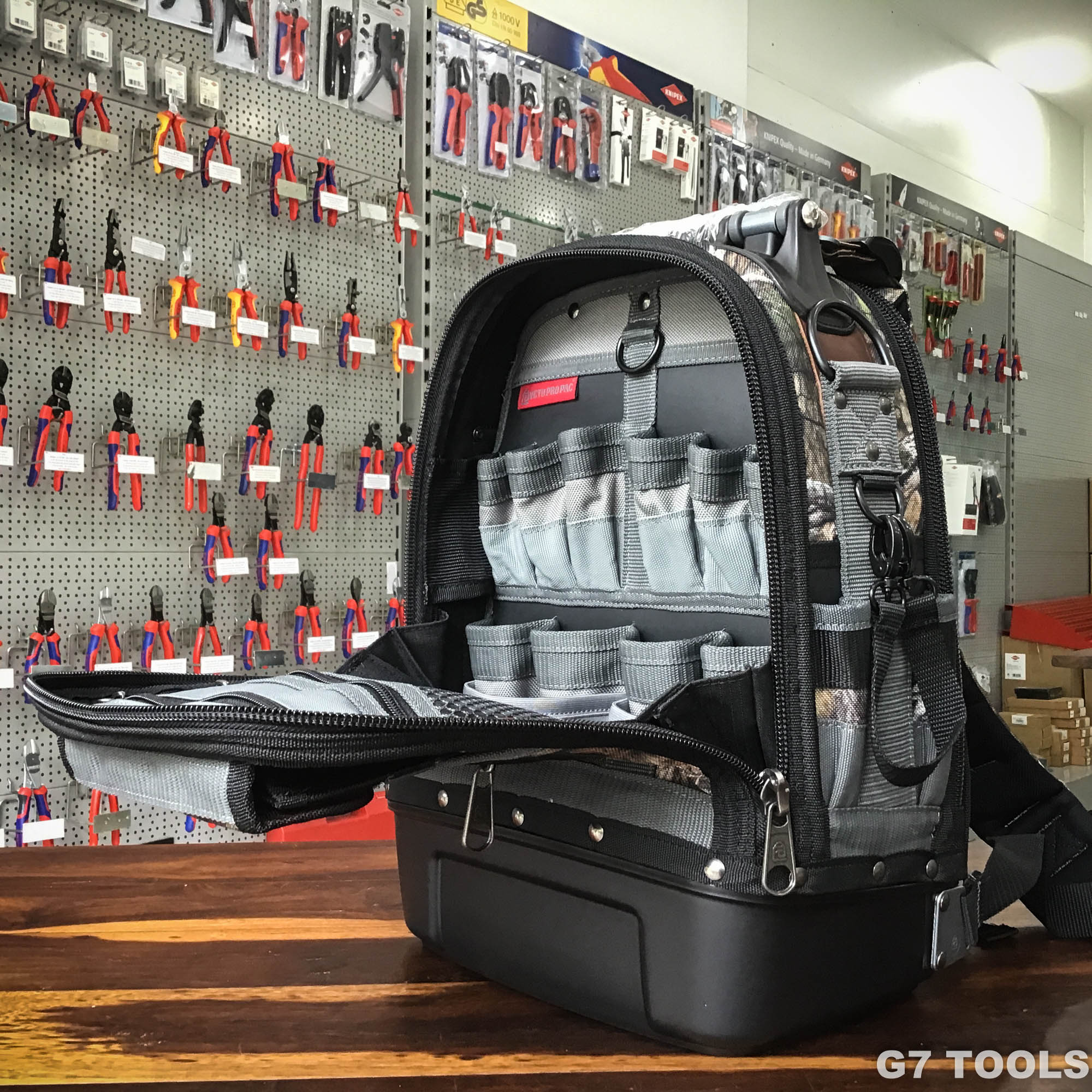 VETO TECH PAC MC CAMO DNA