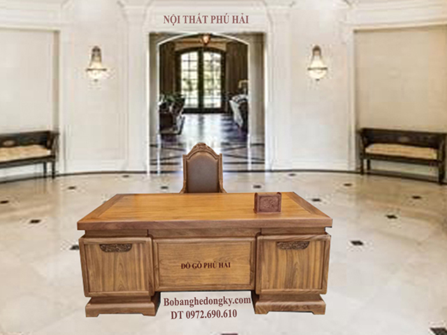 Bàn làm việc của giám đốc